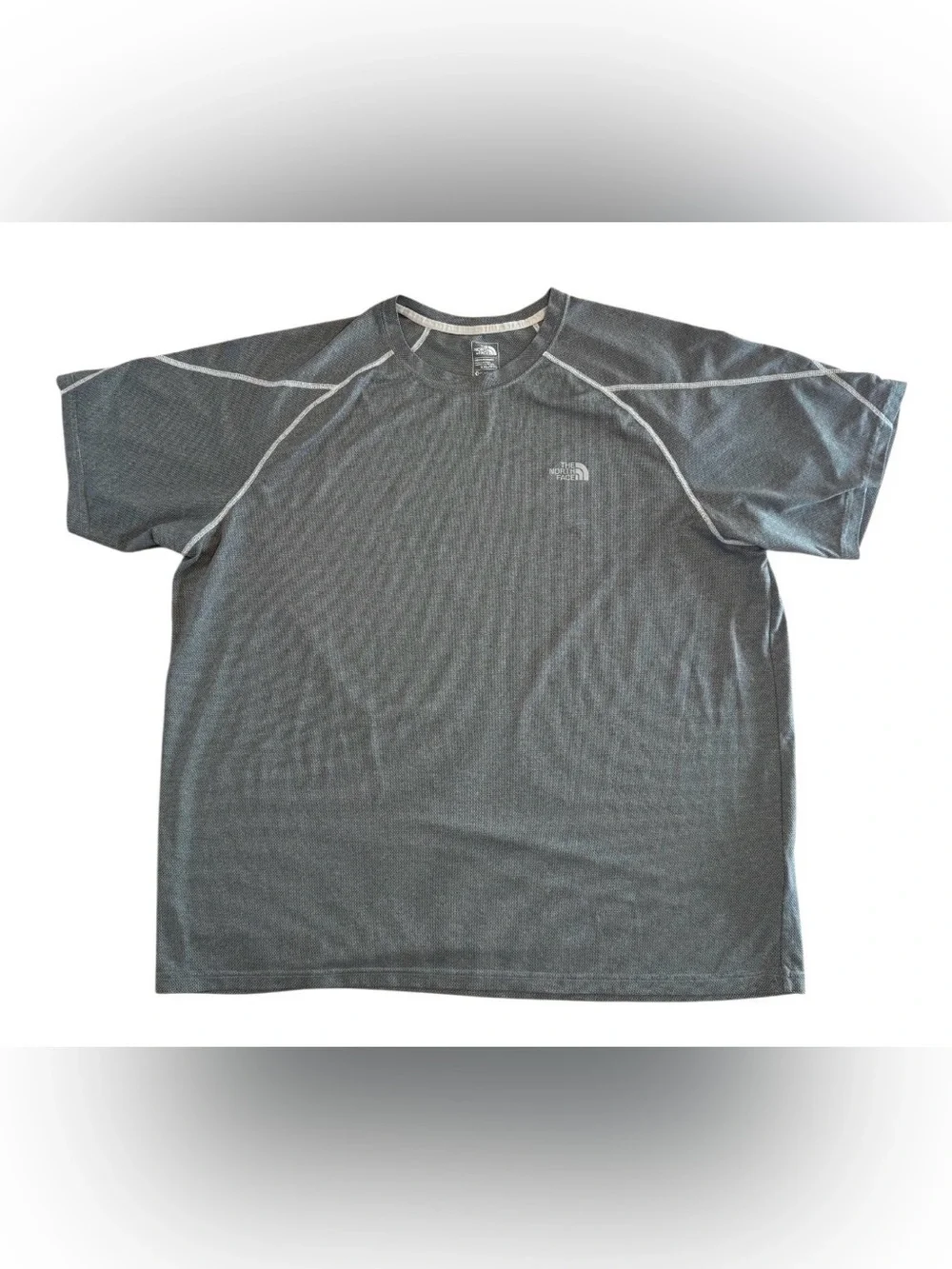 The North Face FlashDry Men’s XXL Gray Performance T-Shirt Short Sleeve